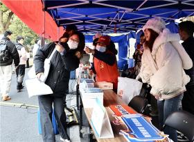 考研学生获花样宠爱，打印、零食、专属休息区全配备